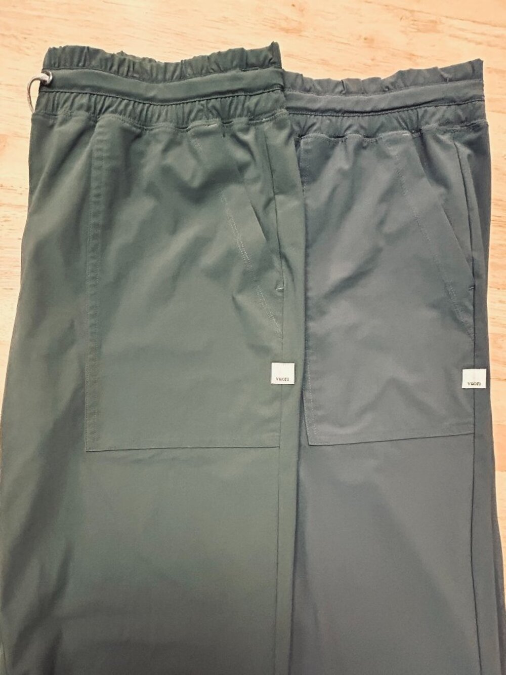 Rare Set of 2 Vuori Miles Technical Performance Joggers Medium - VW481